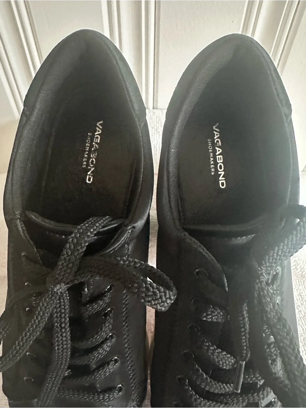 Vagabond Black Lace-Up Platform Sneakers